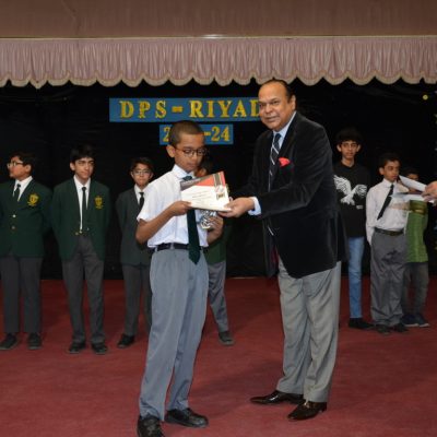 DPS-2023-- Maths Olympiad Medal Ceremony (Boys) (12)
