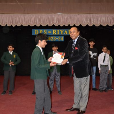 DPS-2023-- Maths Olympiad Medal Ceremony (Boys) (13)